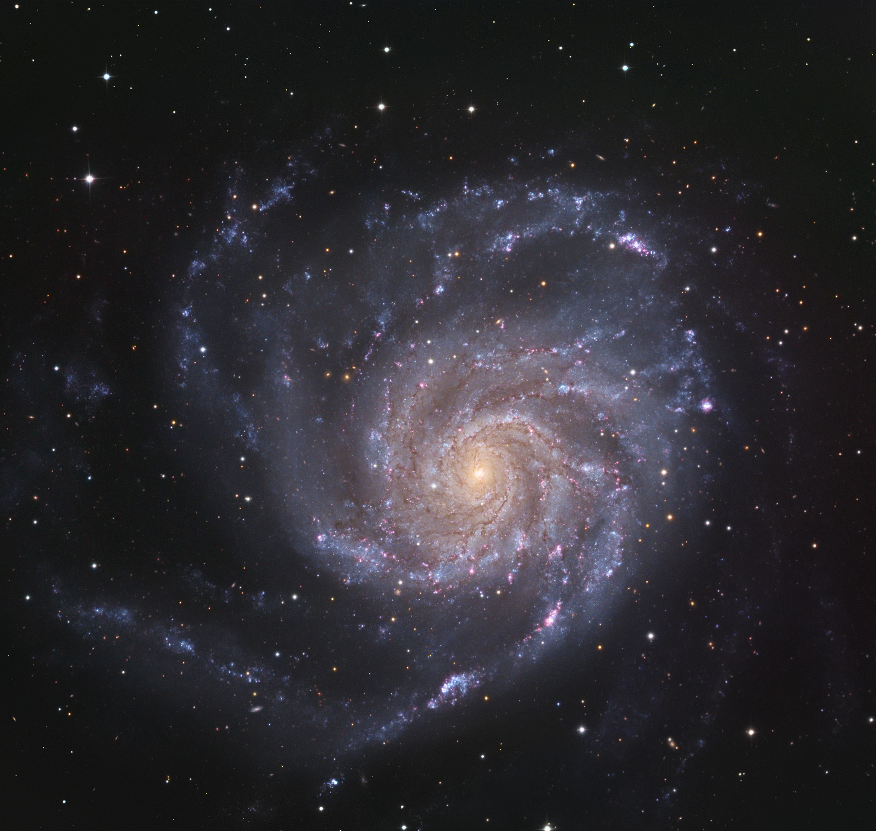 M101 with and without SN2011fe